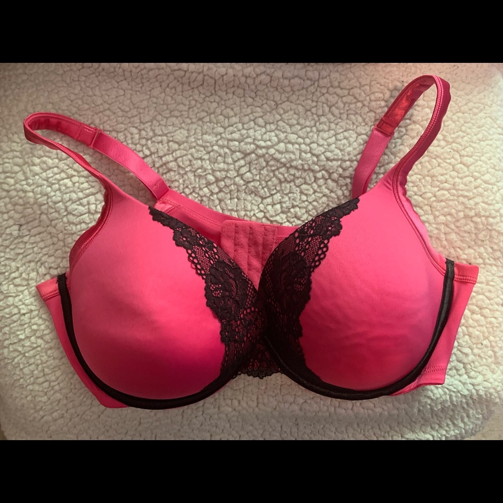 NWOT Cacique 44DD smooth boost plunge bra